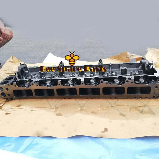 Excavator Diesel Engine Part 6HK1 Electric Injection Cylinder Head-Replacement Aftermarket Parts