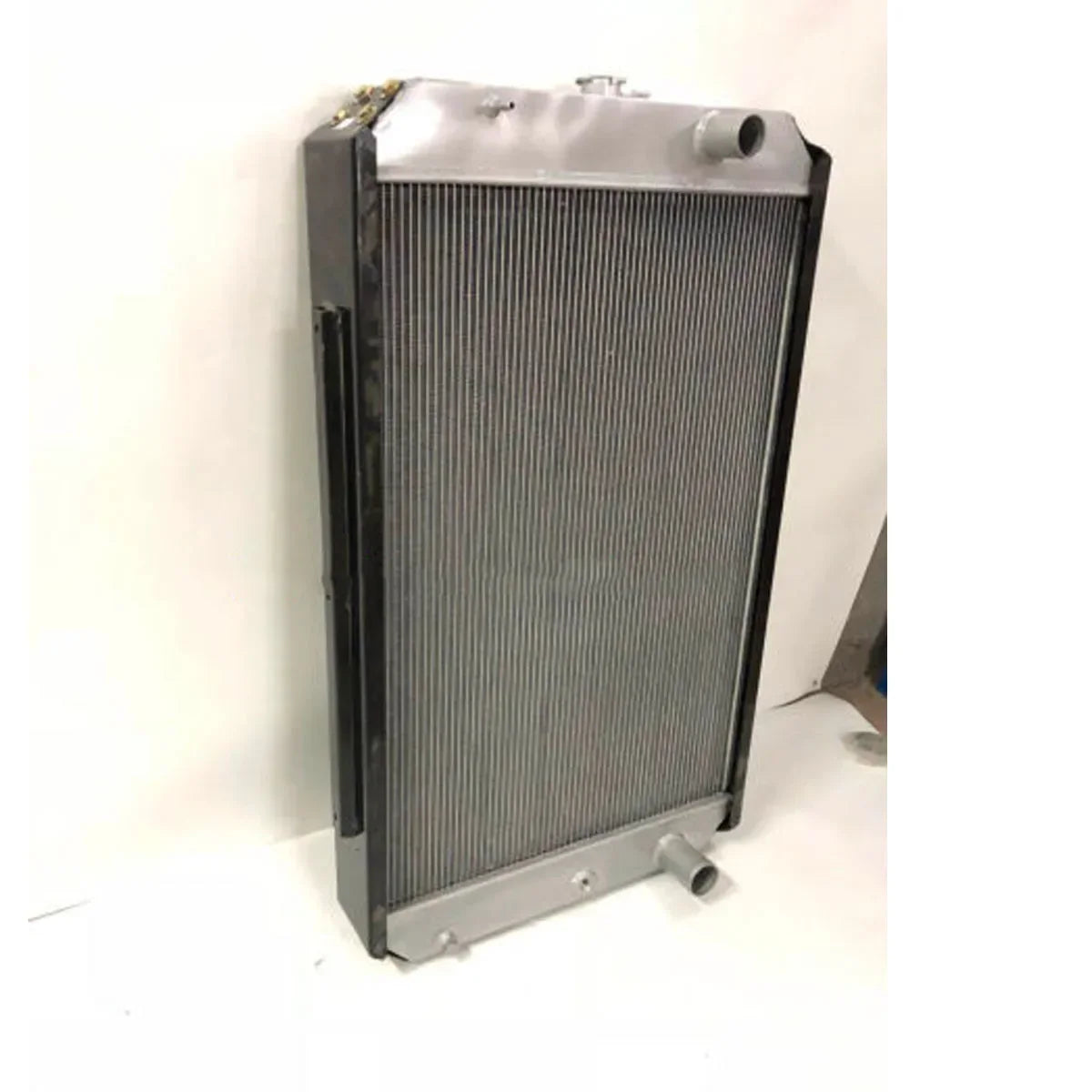 Excavator Water Tank R220-5 Radiator For Hyundai Excavator-Replacement Aftermarket Parts