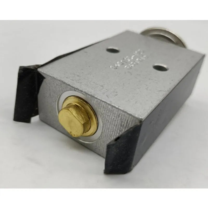 Expansion Valve 6675534 for Bobcat 773 863 873 883 S150 S160 S175 S330 S450 S550 S570 S590 S595 S630 S650 S740 S750 S770 S850-BeeSpareParts