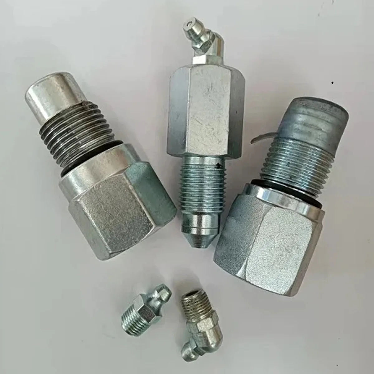 Fits DOOSAN GREASE VALVE PART 410143-00002 3pcs-BeeSpareParts