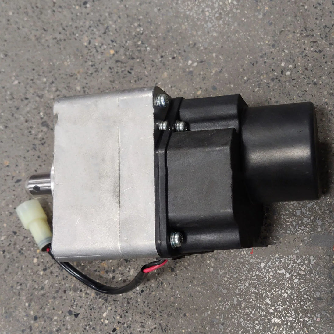 Fits Kubota 888 988 988PLUS harvester rotary motor swing motor 5T054-78855-Replacement Aftermarket Parts