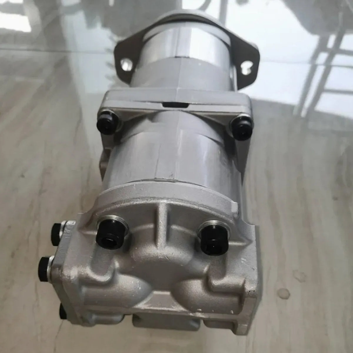 For Komatsu Bulldozer D85MS-15 D85EX-15 D85PX-15E0 Hydraulic Pump 705-51-30660-Replacement Aftermarket Parts