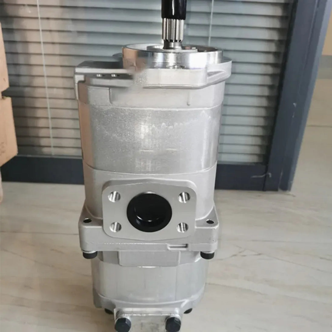 For Komatsu Bulldozer D85MS-15 D85EX-15 D85PX-15E0 Hydraulic Pump 705-51-30660-Replacement Aftermarket Parts