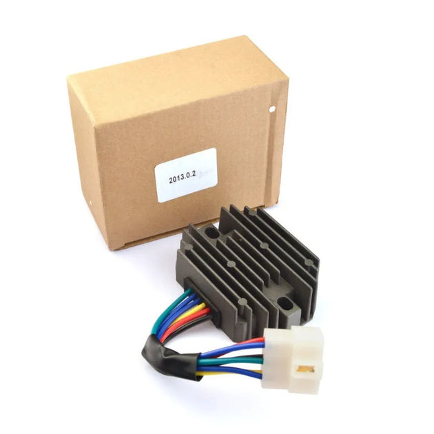 For Kubota Tractor M4030 M4900 M5030 M5040 M5091 M5111 M5140 M5700 M5950 12V Voltage Rectifier Regulator 6 Wire 15531-64601-Replacement Aftermarket Parts
