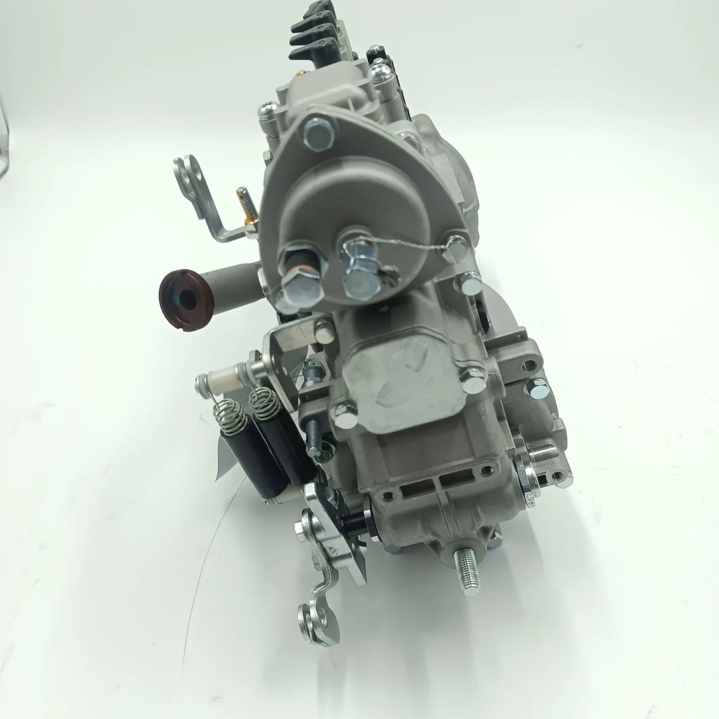 Fuel Injection Pump ME226698 9700360403 for Mitsubishi Engine 4D34 4D34T 4D34T8-BeeSpareParts