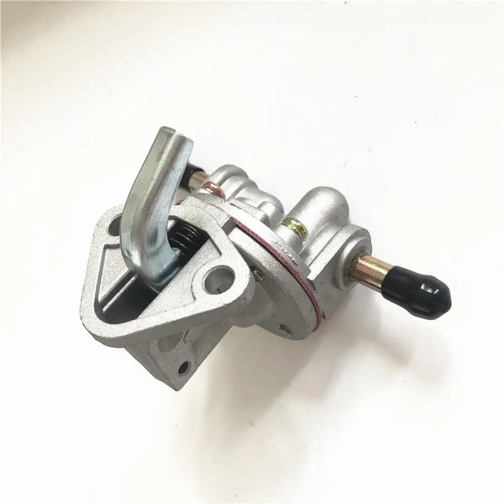 Fuel Pump 19035-52030 19055-52030 19293-52030 Fits Kubota b7300hsd z482 d722-Replacement Aftermarket Parts