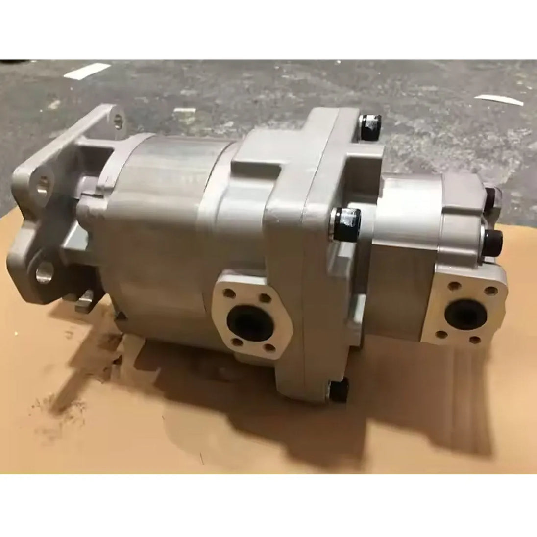 Hydraulic Gear Pump 705-52-30390 705-52-30240 for Komatsu Wheel Loader WA420-3 WA400-3-Replacement Aftermarket Parts