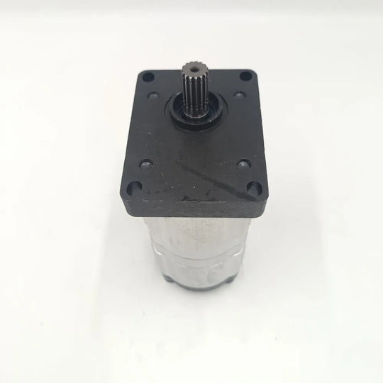 HYDRAULIC PUMP 35430-82200 35430-82202 fits Kubota M4030 M4050 M4050DT M5030 L3350 L3750 3750DT L4150 L4150DT-Replacement Aftermarket Parts