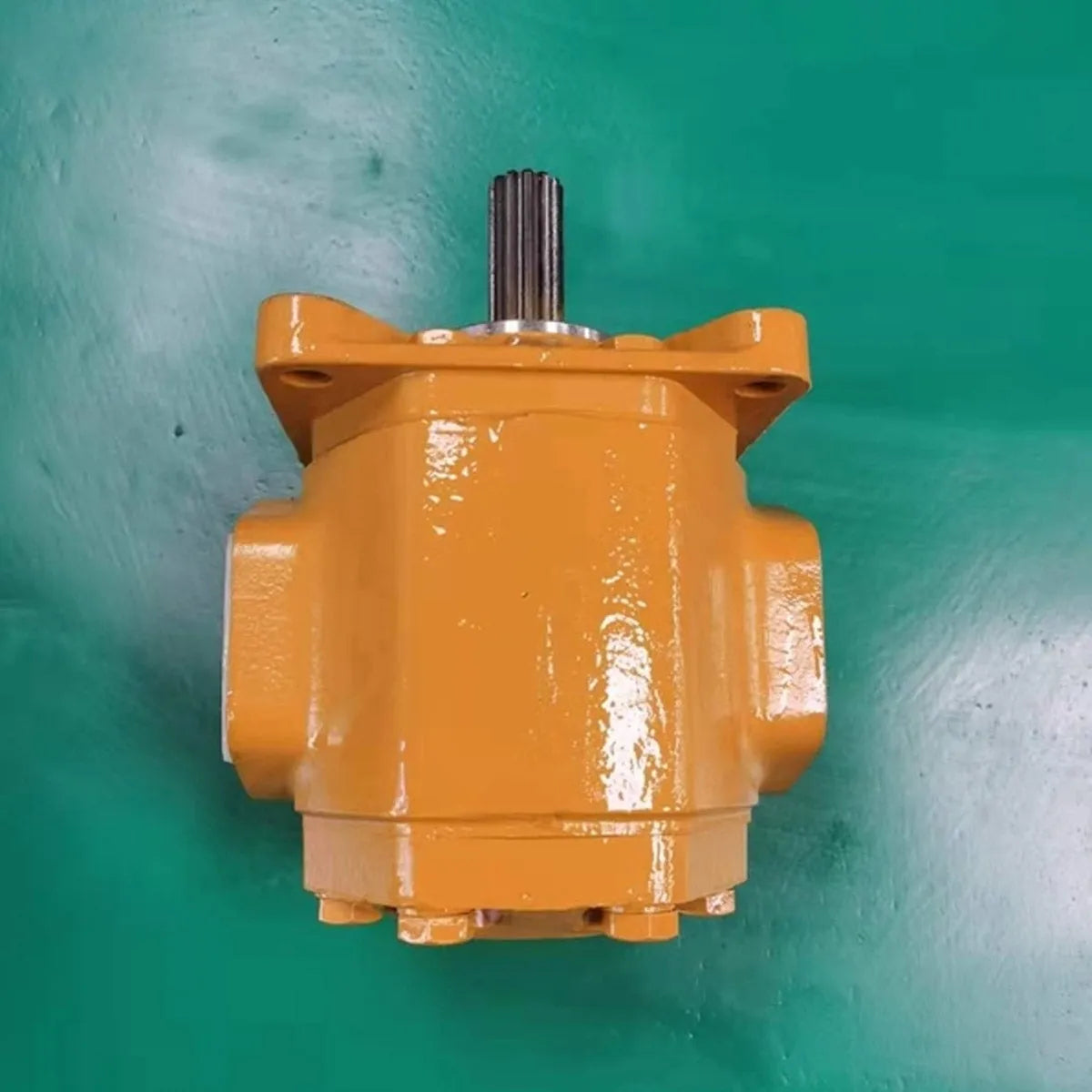 Hydraulic Pump 704-11-38100 for Komatsu Bulldozer D53A-16 D53A-17 D53A-18 D53P-16 D53P-17 D53P-18 D53S-16 D53S-17 D58E-1 D58P-1-Replacement Aftermarket Parts