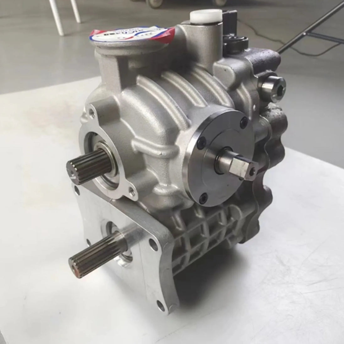 Hydraulic Pump Transmission Pump 5H470-11009 Fits Kubota PRO688Q DC70-Replacement Aftermarket Parts