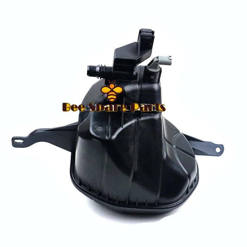 New Engine Expansion Coolant Tank 17137647284 17137601950 17137578439 Cooling Expansion Tank For BMW F01 F02 F03 F04 F11 F10-BeeSpareParts