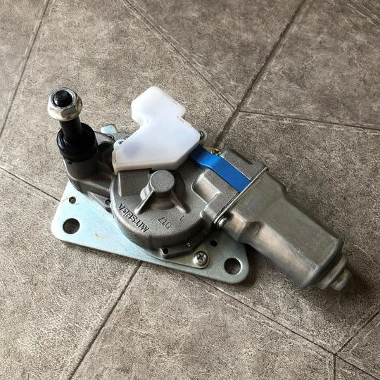 New Wiper Motor Assembly 4709168 For Hitachi Excavator ZX200-3 ZX210-3 ZX330-3-Replacement Aftermarket Parts