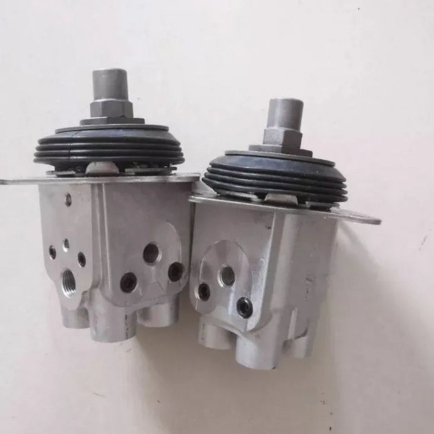Pilot Valve 702-16-01180 702-16-01181 for Komatsu Excavator PC128US-1 PC128UU-1 PC200-6Z PC210-6D PC220-6Z PC250HD-6Z-BeeSpareParts