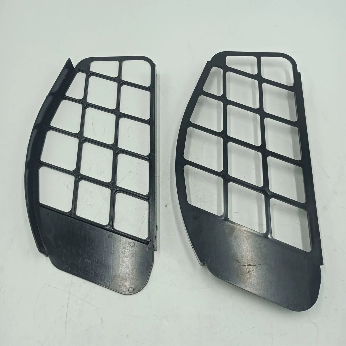 Plastic Side Grill Air Discharge Louver 6716571 & 6716573 for Bobcat Skid Steer Loader 653 751 753 763 773-BeeSpareParts