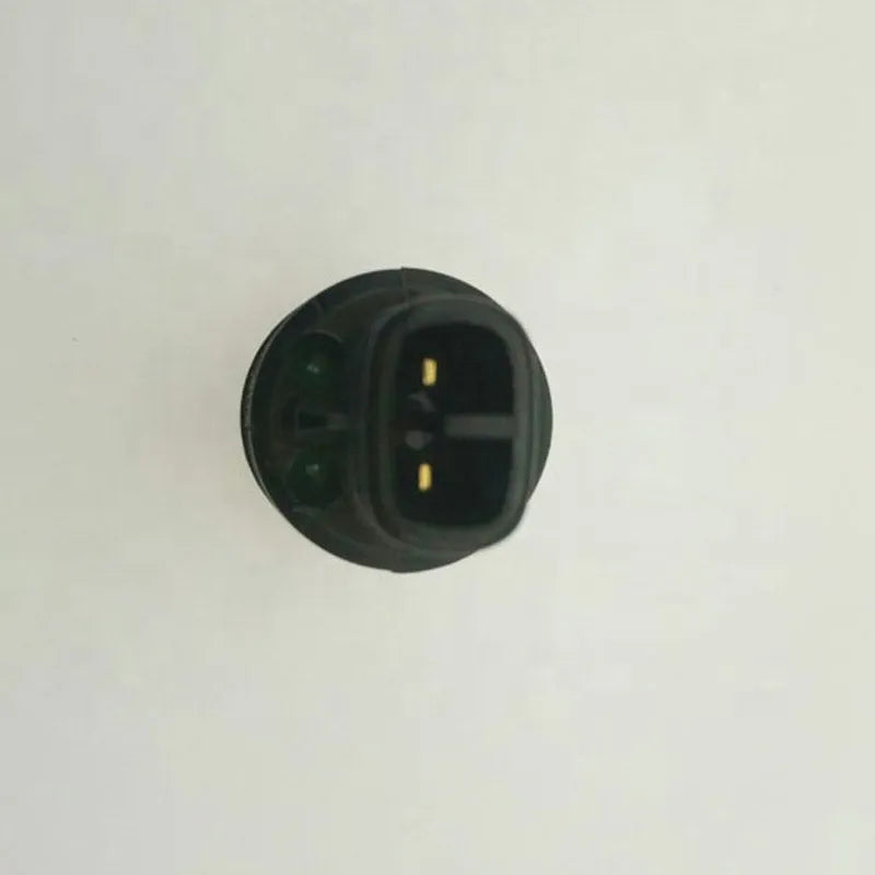 Pressure Sensor Switch 20PS586-8 20PS586-8D 4254563 For Hitachi Excavator EX200-2 EX200-3-Replacement Aftermarket Parts