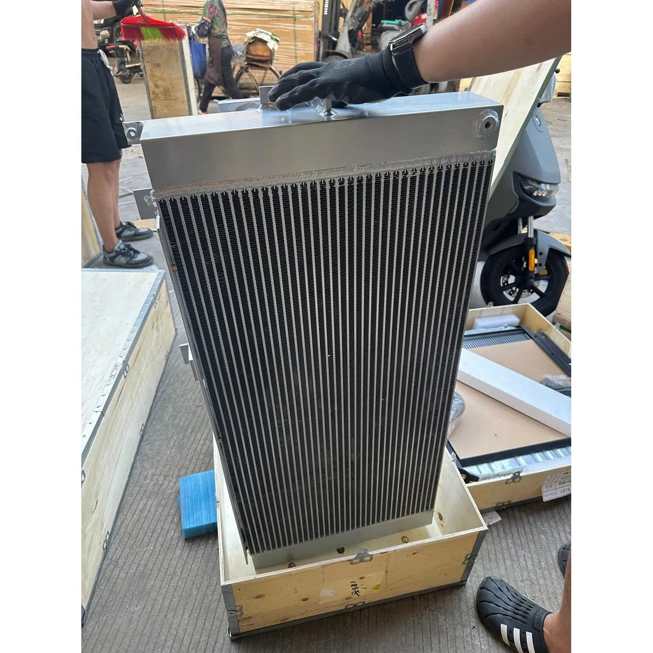 R210LC-9 R210NLC-9 R250LC-9 R210W-9 R215-9 Oil Cooler 11Q6-40640 For Hyundai Excavator-Replacement Aftermarket Parts