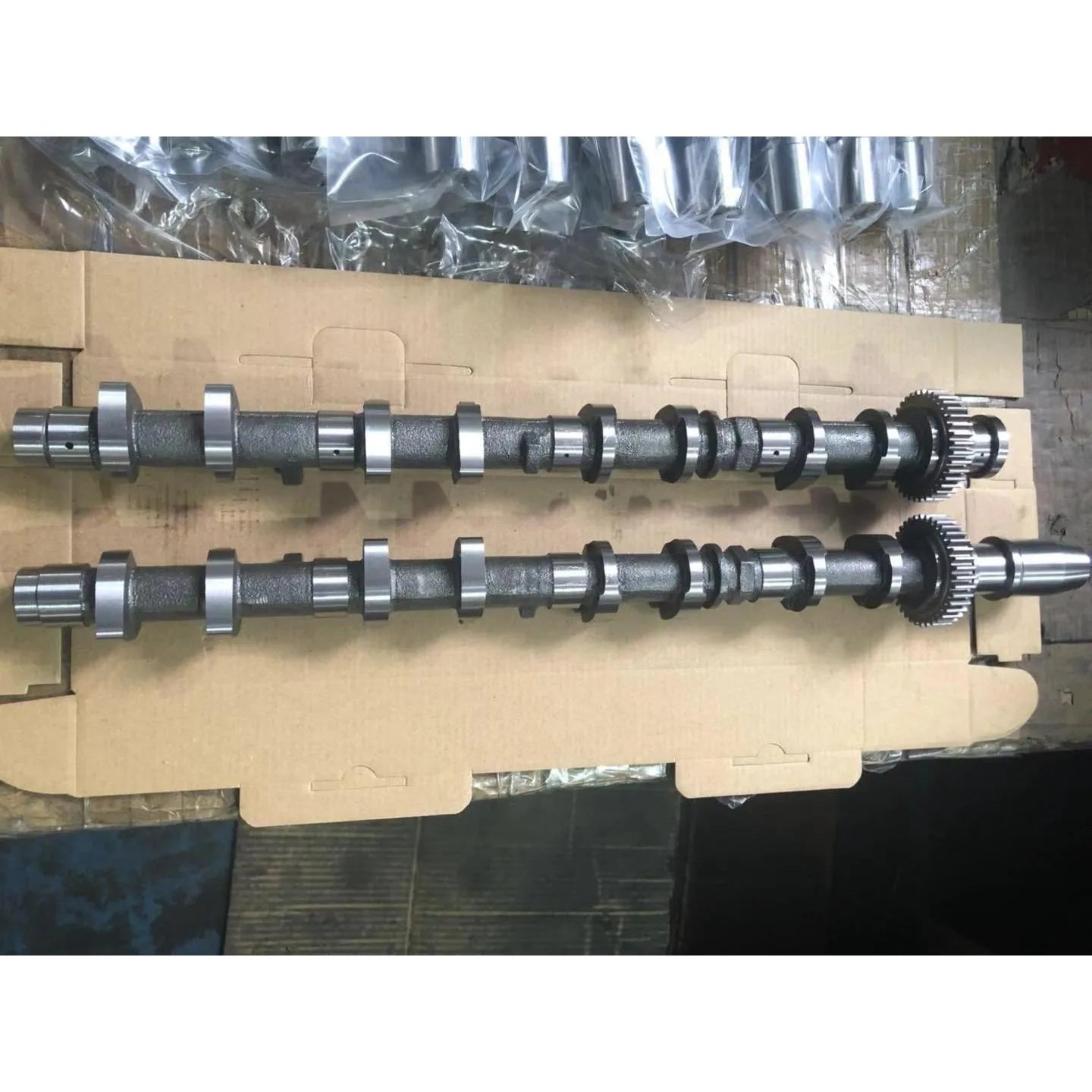Replacement Camshaft 13502-33030 13501-30040 for Toyota Hiace Hilux 2KD-商业/工业-BeeSpareParts