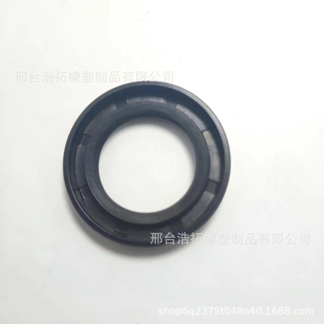 Second Bevel Gear Cover30*47*7 09500-30478 For Kubota Harvester Transmission Oil Seal for Dc70 888-Replacement Aftermarket Parts