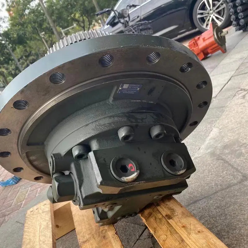 SK350-8 final drive NABTESCO M4V290 GM60VA Travel device motor LC15V00026F1-BeeSpareParts