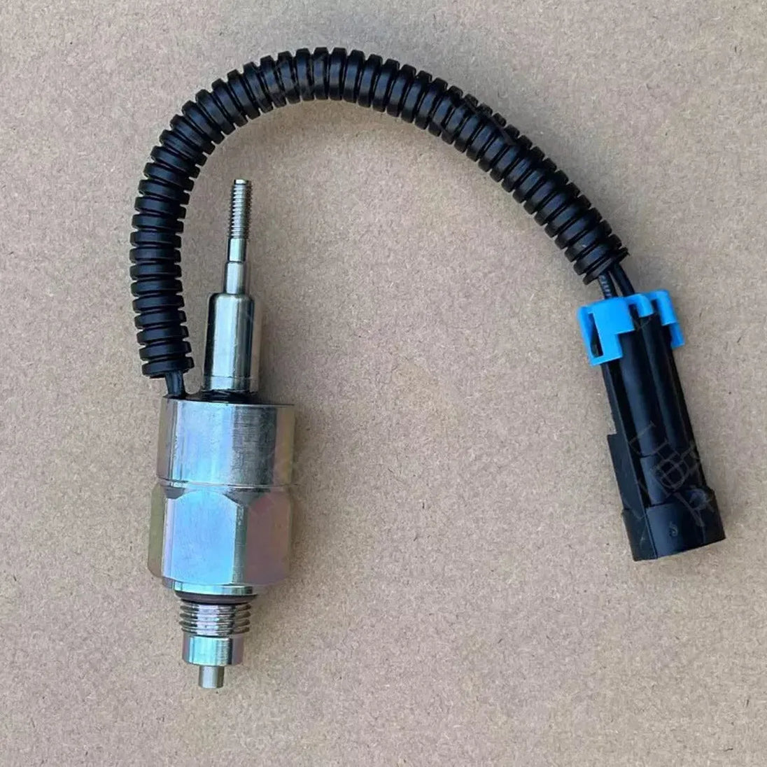 Solenoid 87445988 84128132 For New Holland L180 L185 L190 Case 410 420 430-BeeSpareParts