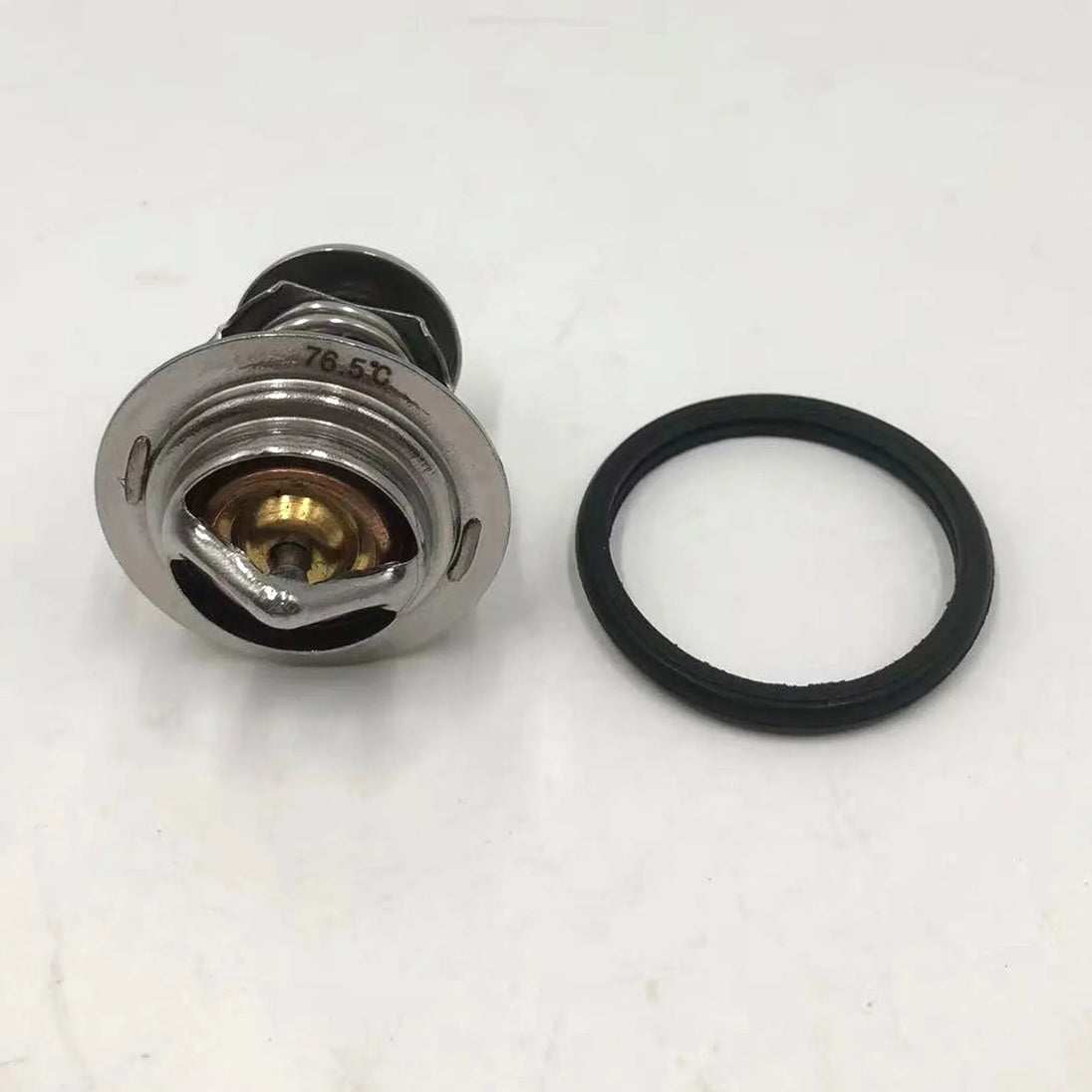 Thermostat 8971606540 for Isuzu 3LD1 3LD2 Engine 76.5℃-Replacement Aftermarket Parts