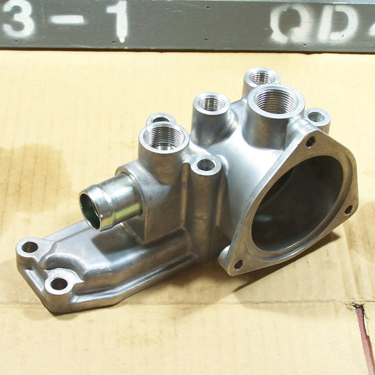 Thermostat Housing 8-94310491-3 8943104913 for Isuzu 6BD1 Hitachi EX200-1 EX200 &nbsp;Lower Seat-Replacement Aftermarket Parts