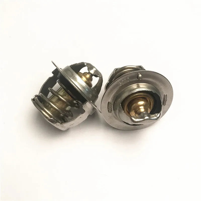 Thermostat SBA145206182 for Ford New Holland Tractor TC40D TC40DA LX485 LX665 LX465 LX565 82°C /180°F-BeeSpareParts