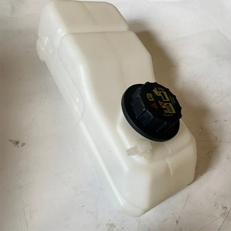 Water Radiator Coolant Tank Expansion Tank 6736379 for Bobcat Skid Steer Loader T40140 T40180 TL360 TL470 TL470HF S130 T140-BeeSpareParts