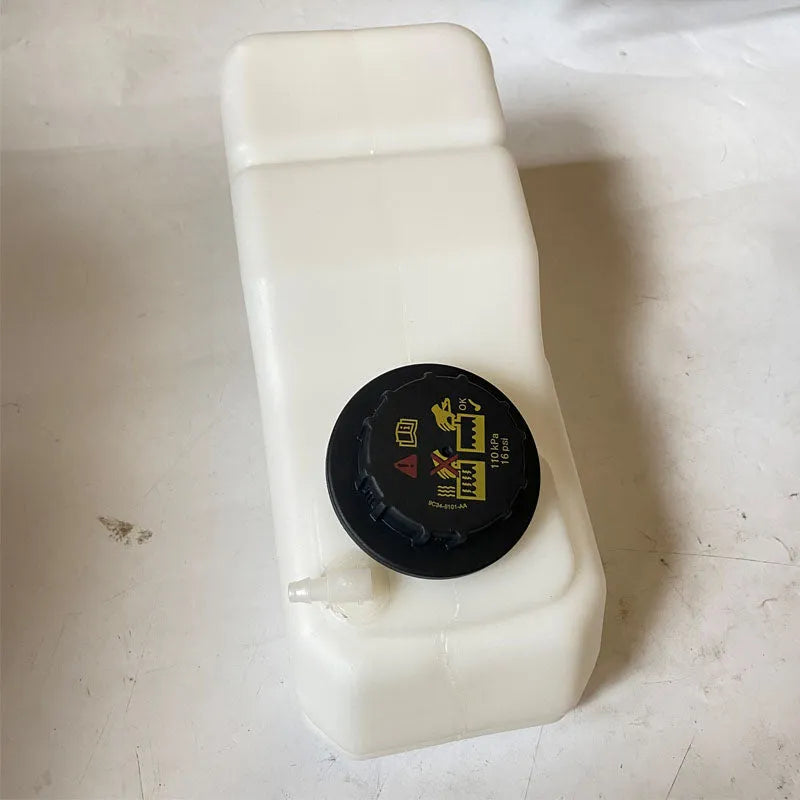 Water Radiator Coolant Tank Expansion Tank 6736379 for Bobcat Skid Steer Loader T40140 T40180 TL360 TL470 TL470HF S130 T140-BeeSpareParts