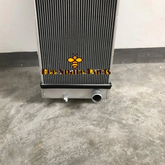 Water Tank Radiator 418-03-31112 418-03-31113 for Komatsu Wheel Loader WA200-5 WA250-5-BeeSpareParts