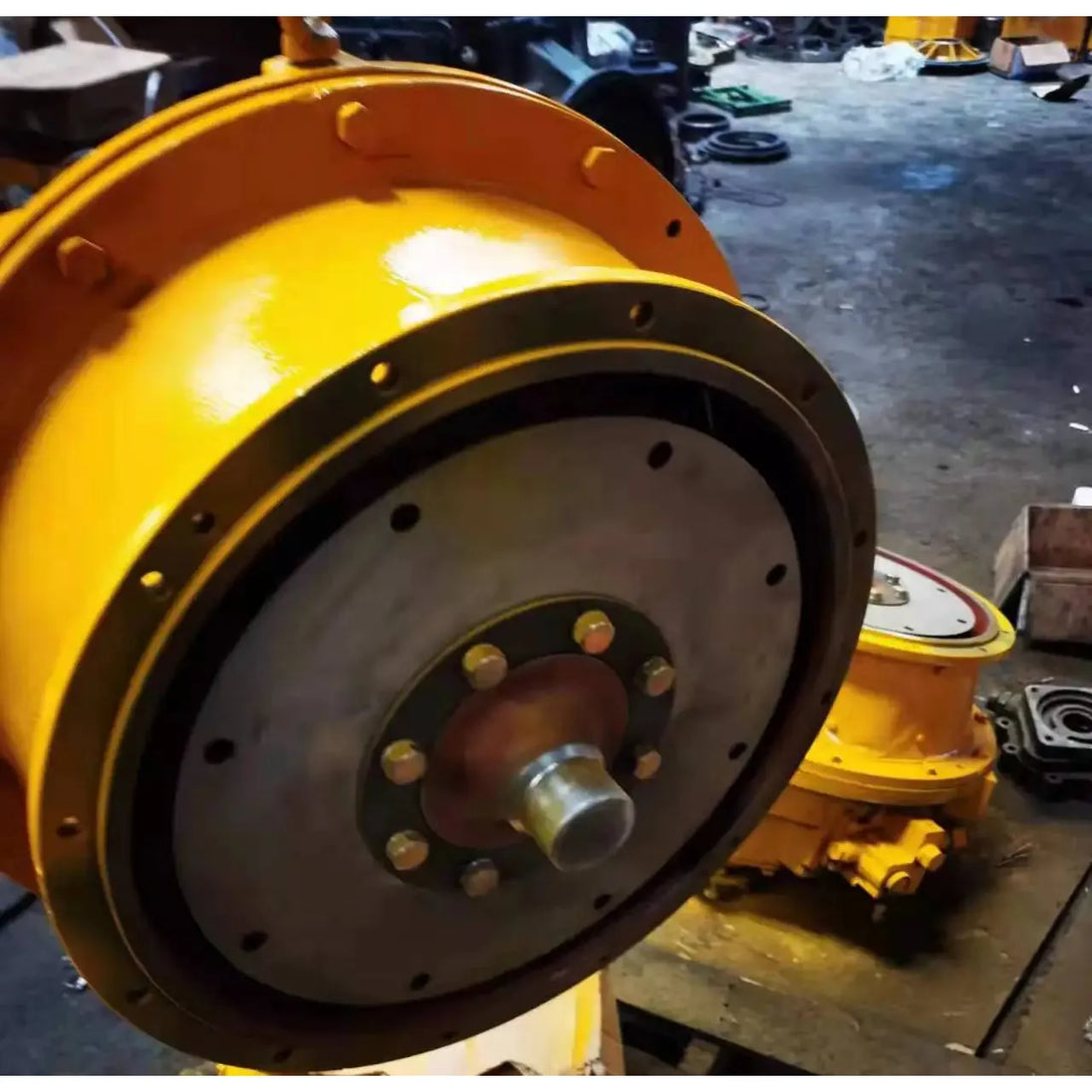YJ315X 800339744 torque converter Fits xcmg wheel loader transmission BS428-BeeSpareParts
